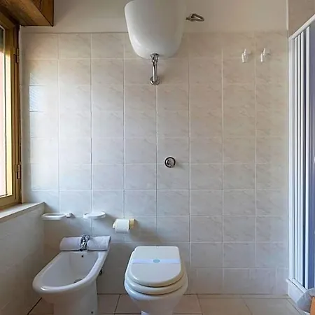 Nocleg ze śniadaniem B&B Cardedu