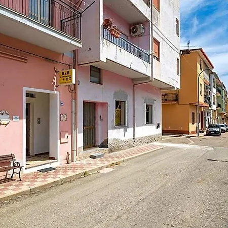 B&B Cardedu Nocleg ze śniadaniem Cardedu